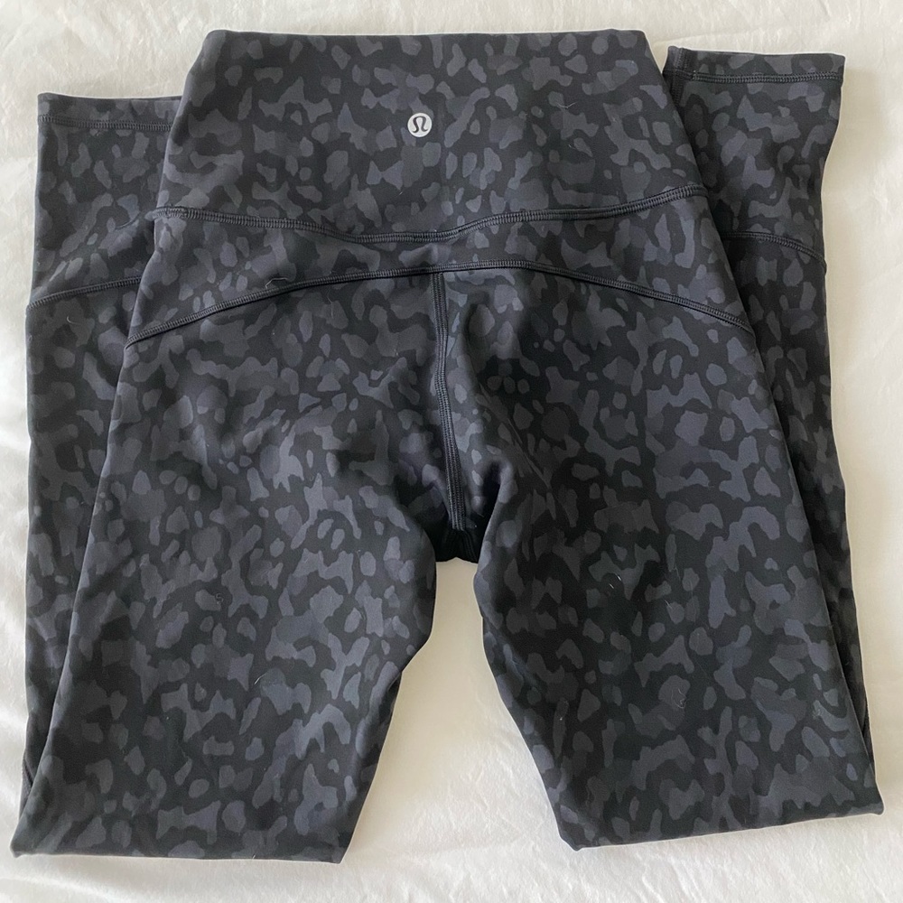 Lululemon In Movement legging 25”